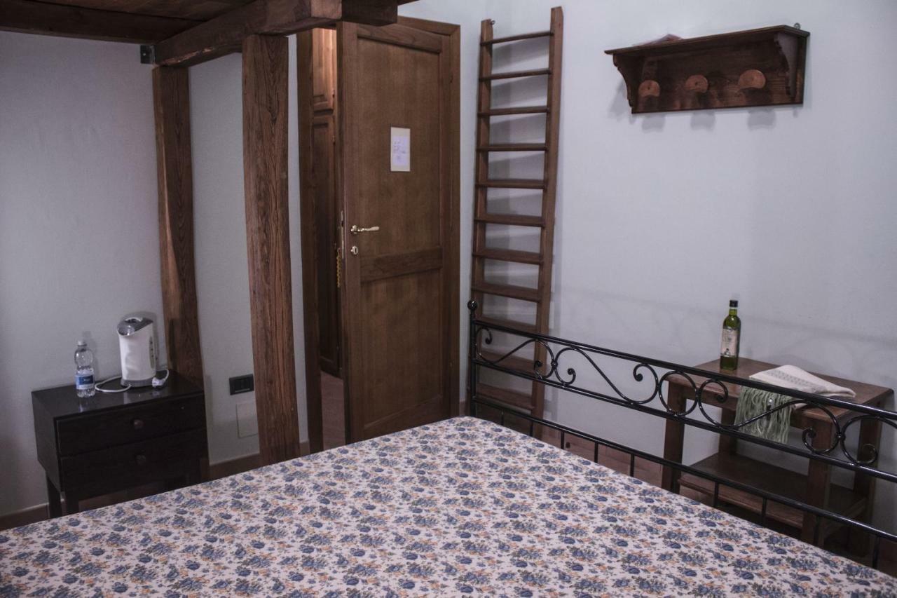 Angolo Del Gelsomino Castel Ritaldi Extérieur photo
