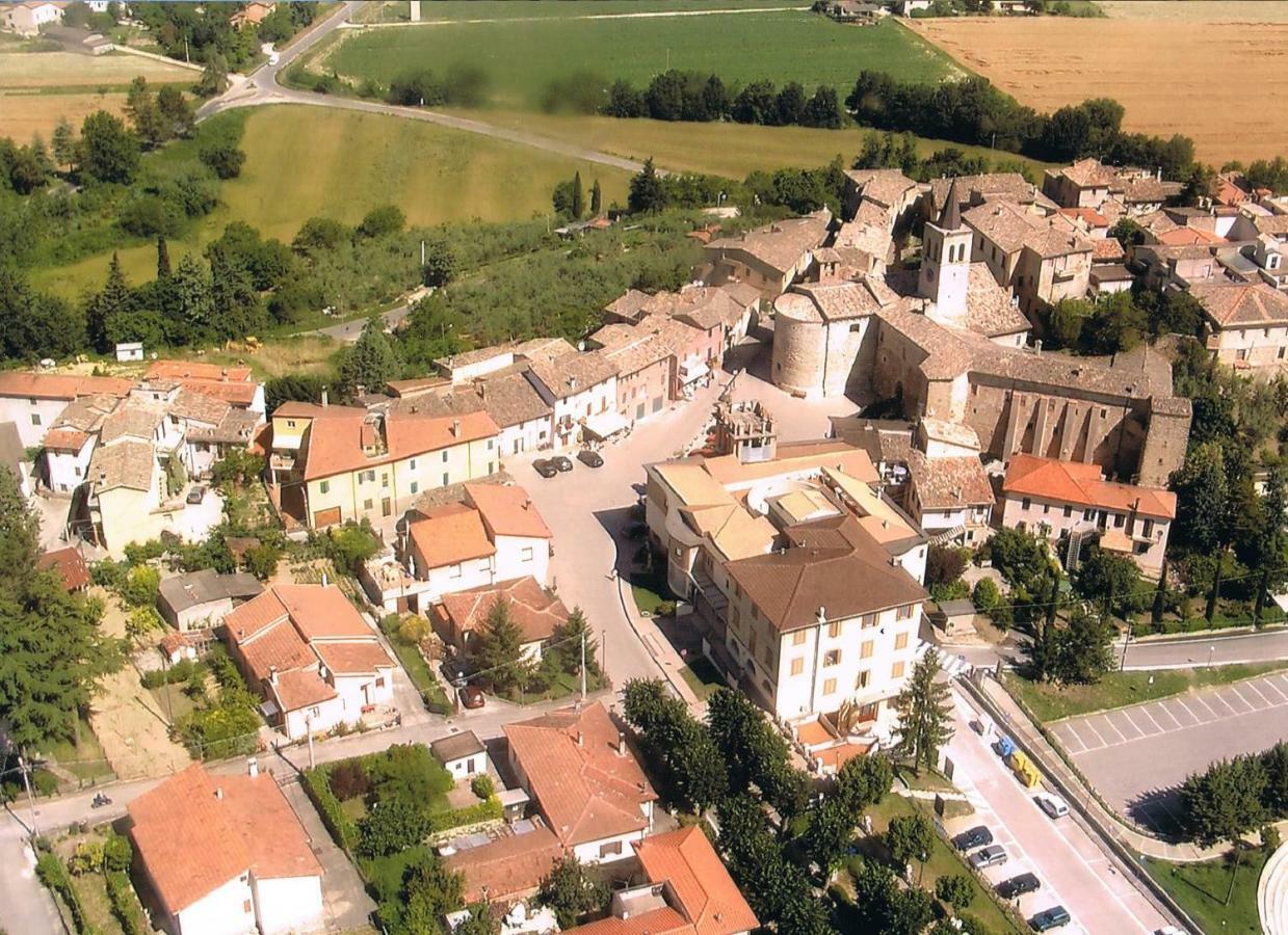 Angolo Del Gelsomino Castel Ritaldi Extérieur photo